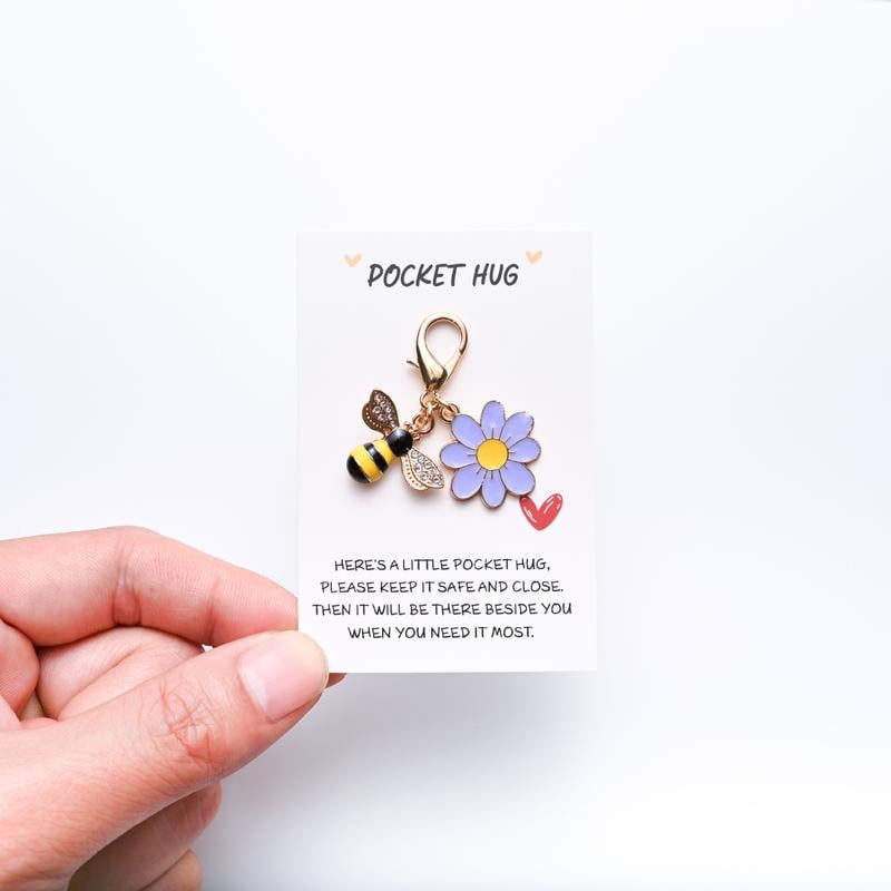 ✨20 Sets Hug Favors(🦋Butterfly, Ladybird, Flower, Bee)