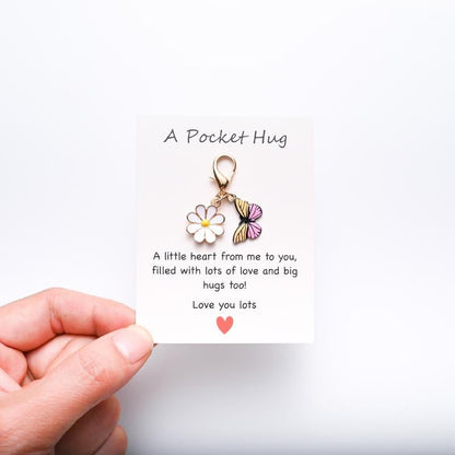 ✨20 Sets Hug Favors(🦋Butterfly, Ladybird, Flower, Bee)
