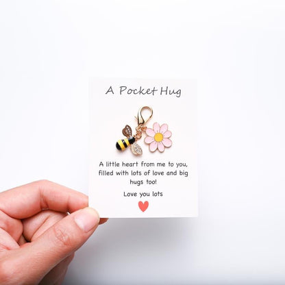 ✨20 Sets Hug Favors(🦋Butterfly, Ladybird, Flower, Bee)