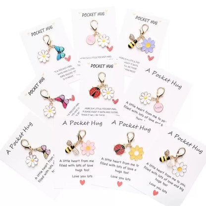 ✨20 Sets Hug Favors(🦋Butterfly, Ladybird, Flower, Bee)