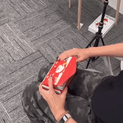 Christmas Surprise Explosion Bouncing Gift Box